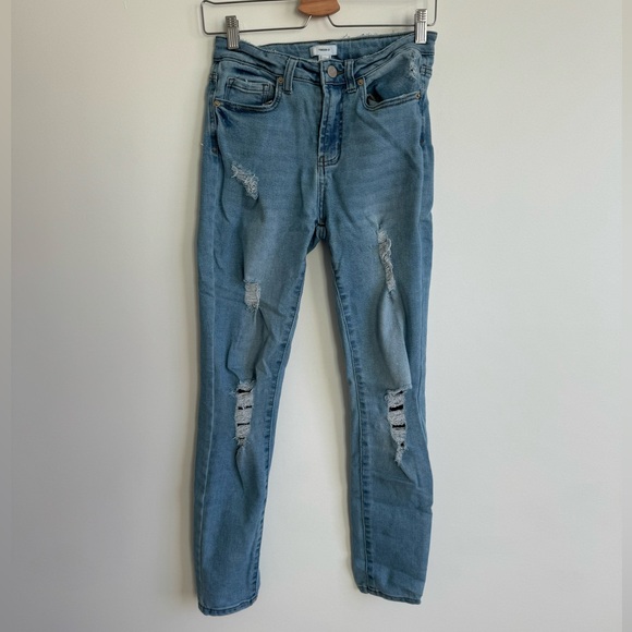 Forever 21 Skinny Jeans - Picture 1 of 3